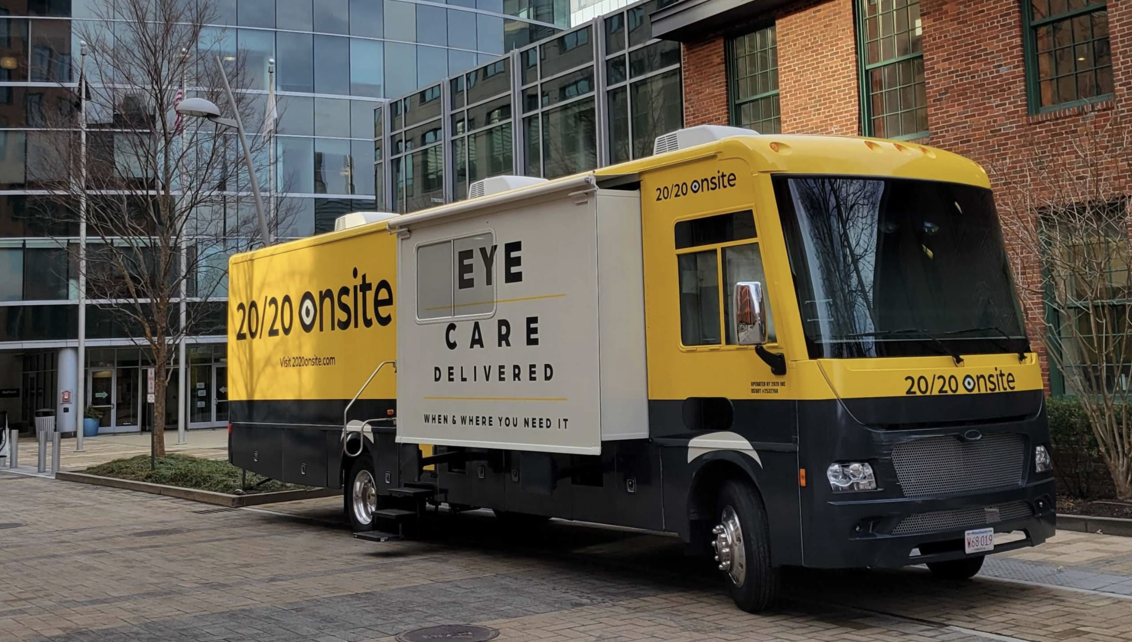 20/20 Onsite Optometry Mobile Vision Centers built by Turtle Transit