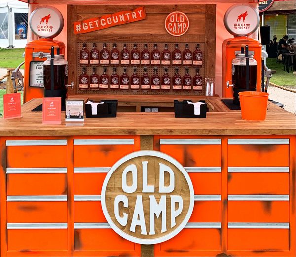 Old Camp Whiskey Portable Event Set